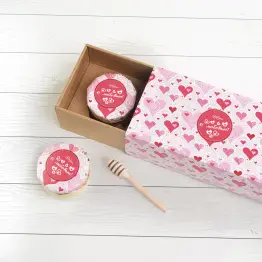 Подарочный набор "С любовью розовые сердечки" мёд с малиной, с кедровым орехом  