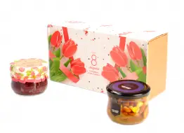 Подарочный набор "С 8 марта Тюльпаны"  конфитюр малиновый, ассорти: миндаль, кешью, фундук в меду 