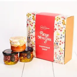 Подарочный набор "Вкус Жизни" ореховое ассорти в меду, арахис сырой в меду, абрикосовый конфитюр